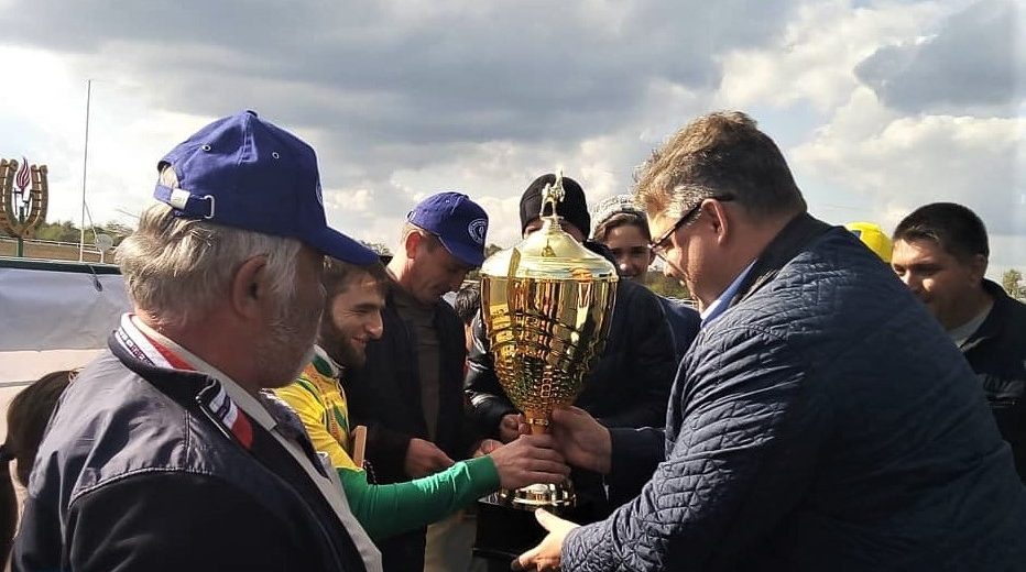 Губернатор Ставрополья вручил награды от «Сан-Сан» на скачках в Новоселицком районе