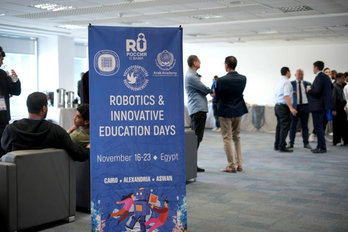 Сан-Сан изготовил сувенирную атрибутику для международного образовательного проекта «Robotics & Innovative Education Days» (Дни робототехники и инновационного образования) в Египте