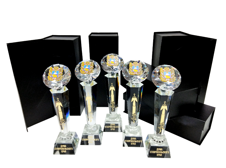 Награды и памятные подарки из оптического стекла