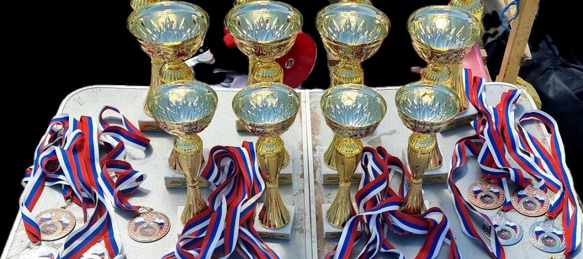 Филиал компании Сан-Сан в Ростове-на-Дону изготовил кубки и медали для турнира по пляжному волейболу памяти Даниила Голубева